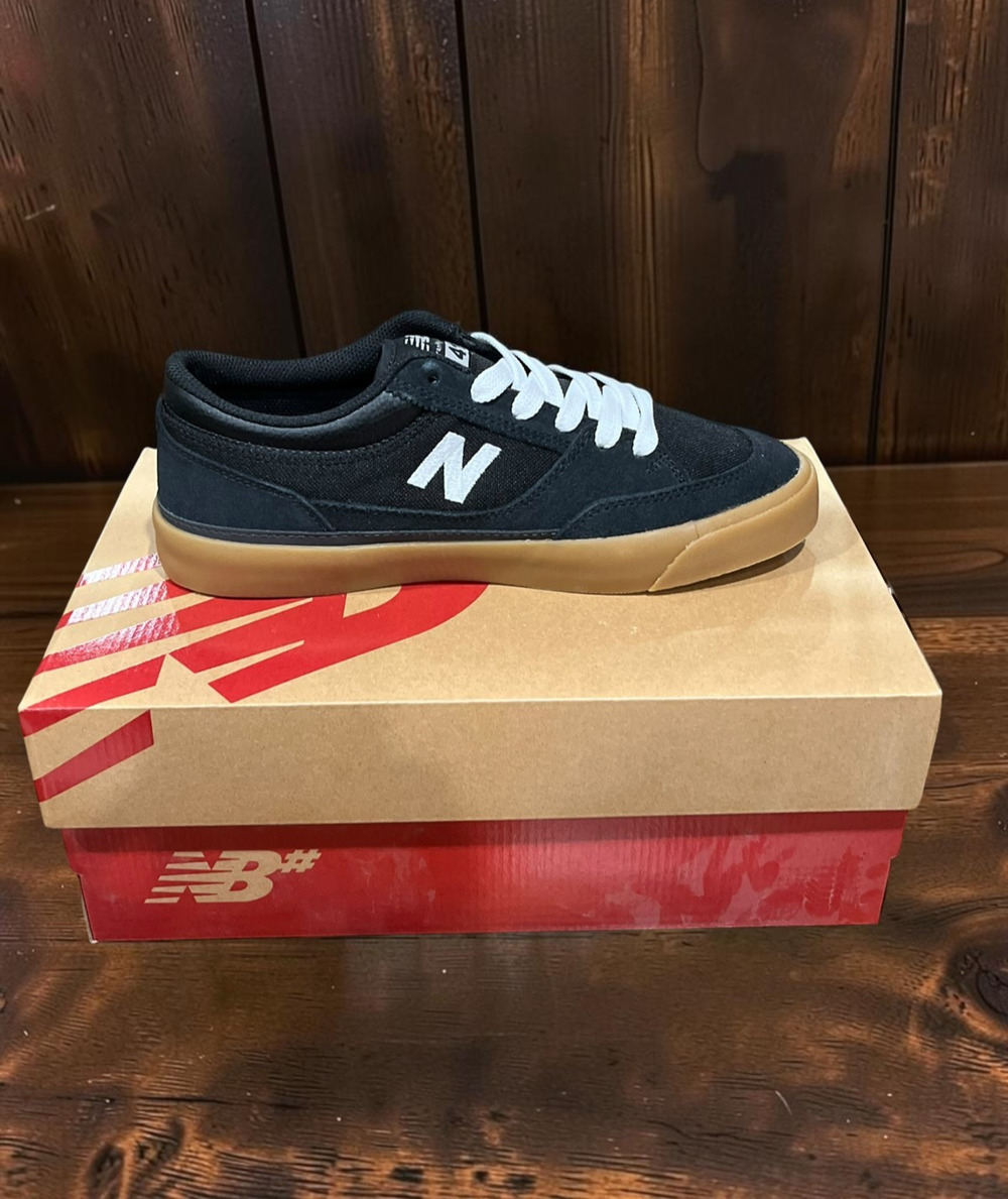 New Balance 417 Franky Villani Men’s Size 8 Black Gum Skate Shoes NIB